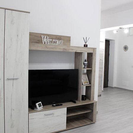 Cozy Apartments In Centre Of Suceava Near Kaufland And University 외부 사진