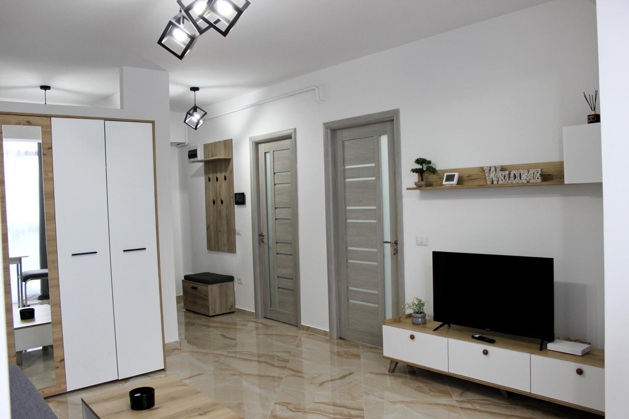 Cozy Apartments In Centre Of Suceava Near Kaufland And University 외부 사진